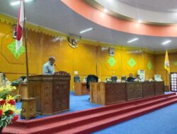 DPRK Aceh Tamiang Gelar Rapat Paripurna, Sekda Aceh Tamiang Bacakan Penjelasan Pj. Bupati 