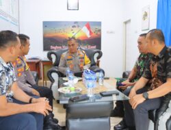 Pertemuan Kapolres Aceh Tamiang dengan Dansubdenpom IM/1-6 Aceh Tamiang Dalam Rangka Cooling System Kesiapan Pemilukada 2024