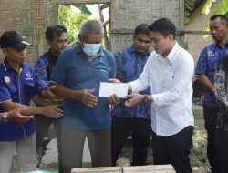 Rumah Ngadirun Terbakar, Ricky Anthony Hadir Bawa Bantuan