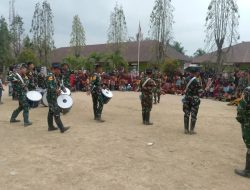 Kembalikan Senyuman Anak-Anak Setelah Banjir, Babinsa Tualang Baru Dampingi Taruna Taruni Satgastar Hiu Laksanakan Trauma Healing