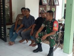 Menjalin Silaturahmi Babinsa Komsos Dengan Tokoh Masyarakat