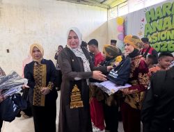 Hari Anak Nasional, Ketua TP PKK Aceh Ny. Marlina Muzakir Kunjungi SLB dan SDN 1 Kuala Simpang, Beri Semangat untuk Anak Hebat Aceh Tamiang